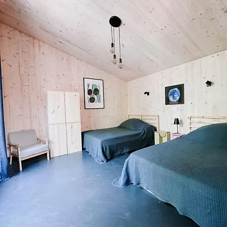 Super By The Templin